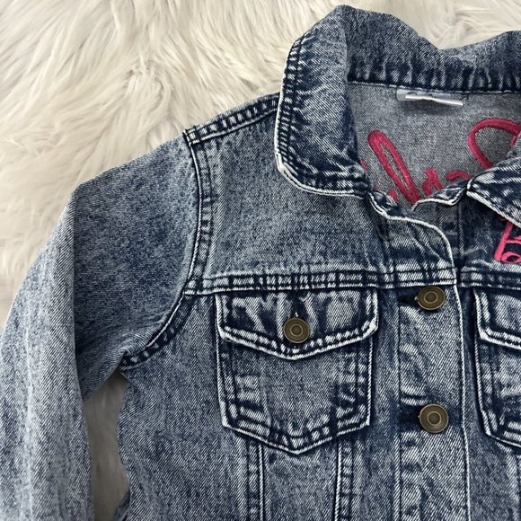 Barbie Girls Denim Jean Jacket M 100% Cotton Front Back Logo Light Wash - Picture 7 of 13